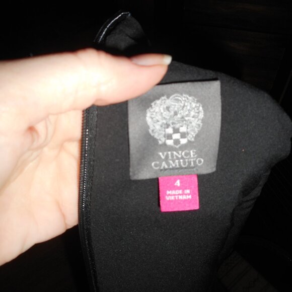 Vince Camuto Black and Gold Sleeveless Dress - Picture 13 of 13